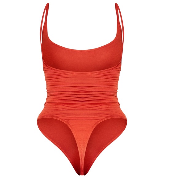 NWT PrettyLittleThing Rust Orange Strappy Jersey Scoop Neck Bodysuit - Picture 13 of 14